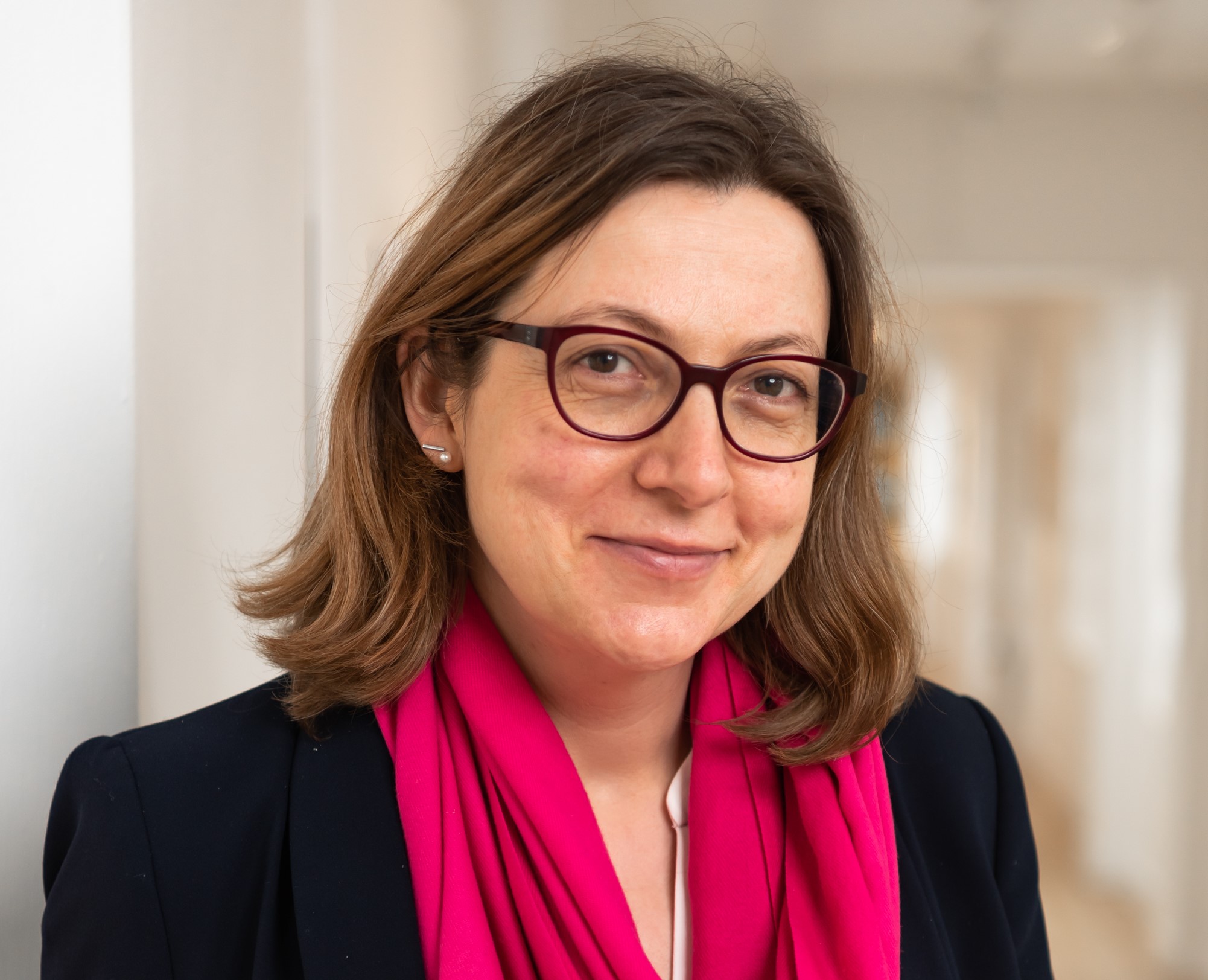 Dr Nicola Byrne